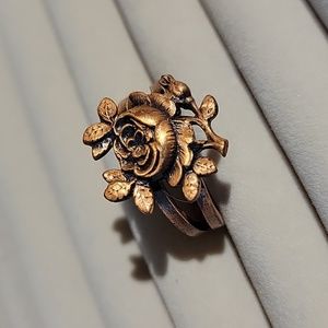 Forever 21 Antique Gold Floral Rose Statement Ring
